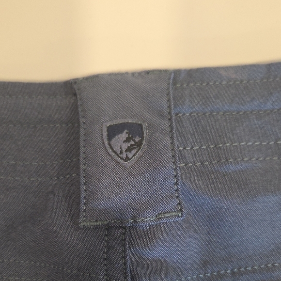 Kuhl Women's Navy Blue Outdoor Activewear Shorts Size 10 - Picture 5 of 7